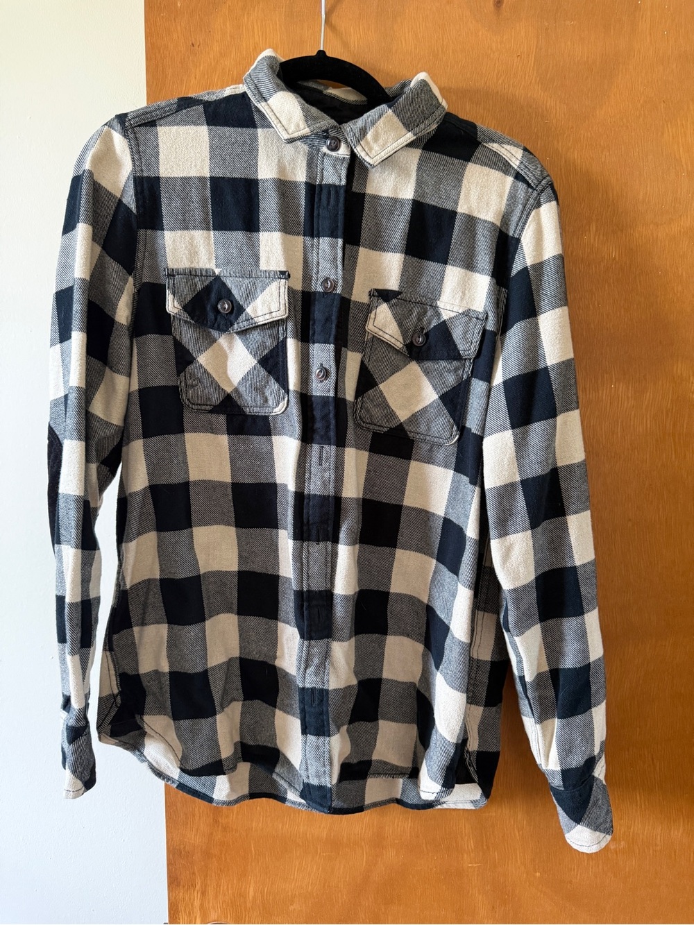 Women’s Roots Black and Cream Buffalo Check Button-Up Shirt 100% Cotton - Picture 3 of 5